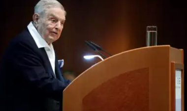 அதானி பிரச்சனை ‘ஜனநாயக மறுமலர்ச்சிக்கு வழிகோலும்’: சோரஸ்