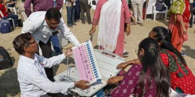 மின்னணு (EVM) தேர்தல் முறையிலுள்ள மோசடிகள் குறித்து