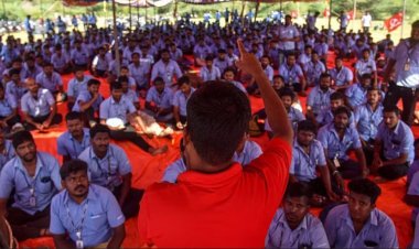 10 நாள்களாகத் தொடரும் சாம்சங் தொழிலாளர்களின் போராட்டம்; கோரிக்கைகளும் பின்னணியும் என்ன?