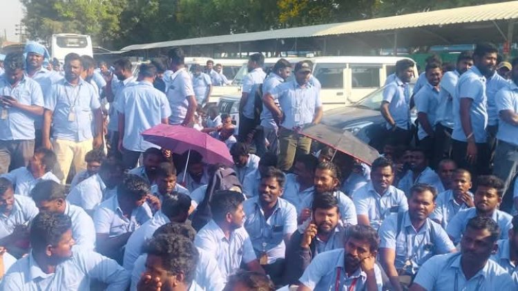 வேலை கேட்டு சாம்சங் ஆலைக்கு போகும் தொழிலாளர்களுக்கு வேலை கொடுக்க அரசே தலையிடு!