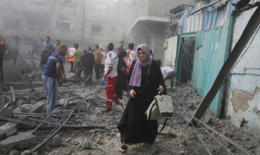 கவிதை: கண் முன்னே இன்னொரு ஈழம் சாம்பலாகிறது...