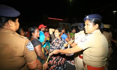 போராட்டம்  புலப்படுத்தும் அரசியல்!