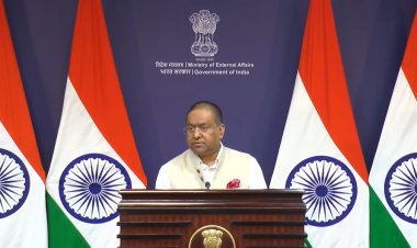 ட்ரம்ப்பின் விமர்சனங்கள் ஒருபுறம் இருந்தாலும் இந்தியா-அமெரிக்க உறவுகள் தொடர்ந்து முன்னேறும் என வெளியுறவுத் துறை அமைச்சகம் உறுதி