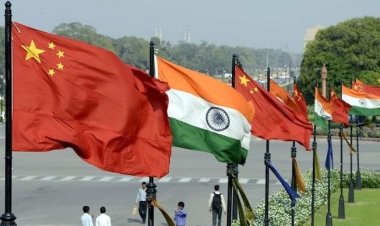 அமெரிக்காவின் கடுமையான வரிவிதிப்பு அழுத்தங்களுக்கு இடையே இந்தியா ஆட்பட்டிருக்கும் வேளையிலும், சீனாவுக்கான ஏற்றுமதிகள் அதிகரிக்கவே செய்கின்றன