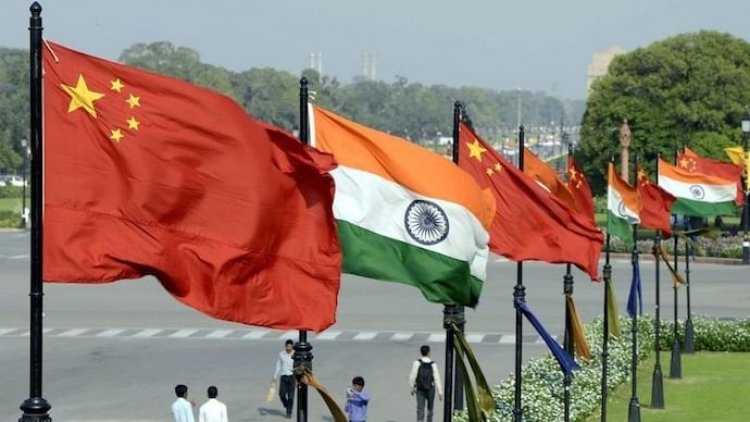 அமெரிக்காவின் கடுமையான வரிவிதிப்பு அழுத்தங்களுக்கு இடையே இந்தியா ஆட்பட்டிருக்கும் வேளையிலும், சீனாவுக்கான ஏற்றுமதிகள் அதிகரிக்கவே செய்கின்றன