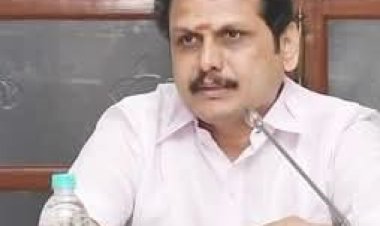 கரூர் கம்பெனி என்றால், டாஸ்மாக் ஊழியர்கள் அலறுகிறார்கள்…!