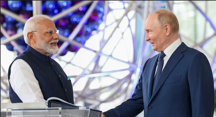 புதினின் இந்தியப் பயணம் எப்போது?