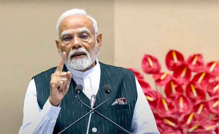 மோடியின் 24 ஆண்டுகால வளர்ச்சி: அதிகார குவிப்பும் கட்டமைப்புகளின் சிதைவும்