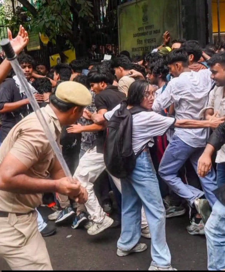 வாய்ச்சவடால் கட்சிகளுக்கு பாஜக எதிர்ப்பை விட   தங்களது சட்டவாத கையாளாகாத தனத்தின் மீது தற்பெருமை தாங்கவில்லை
