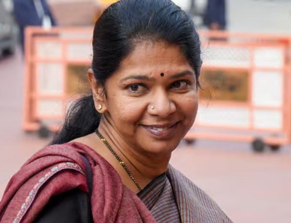 மக்களவைத் தலைவா் தேநீா் விருந்து: இந்தியா கூட்டணி புறக்கணிப்பு - திமுக பங்கேற்பு